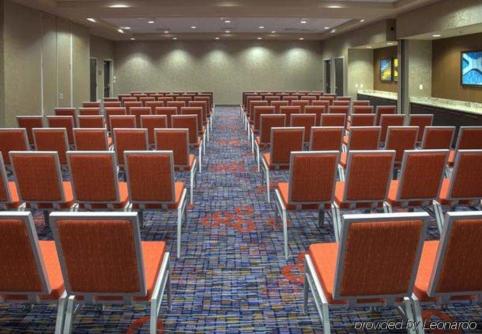 Courtyard By Marriott South At The Navy Yard Hotel 3*